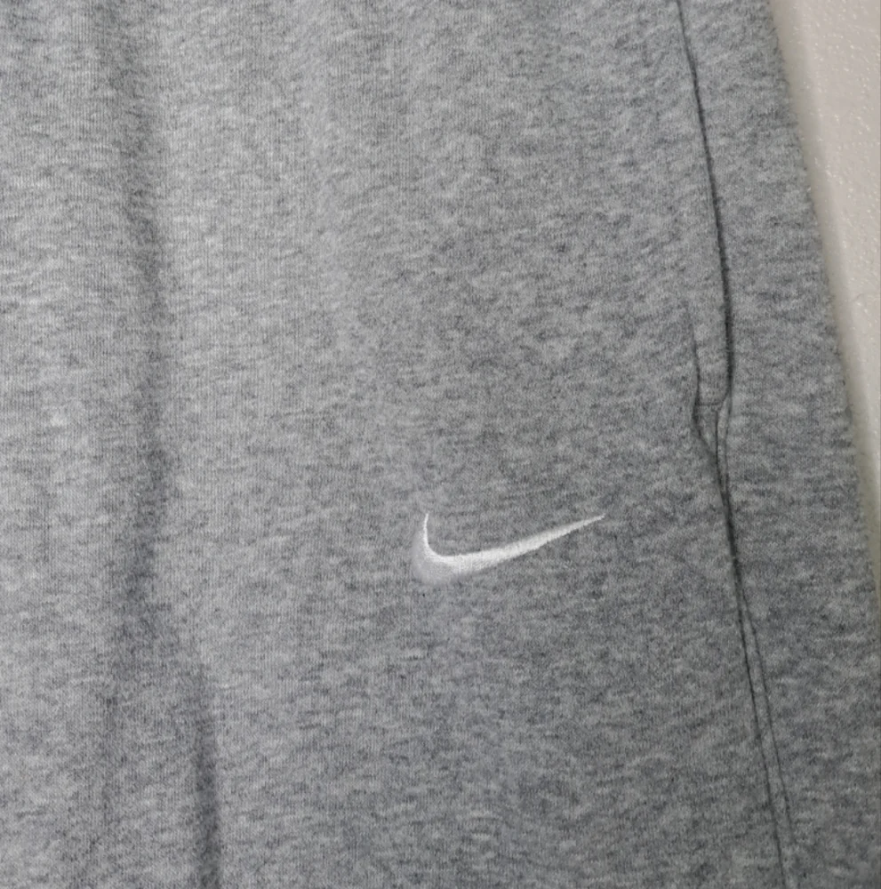 Nike Spartan Basketball Fleece Pants Mens Sz Medium Gray Jogger Sweatpants Logo - Picture 12 of 16